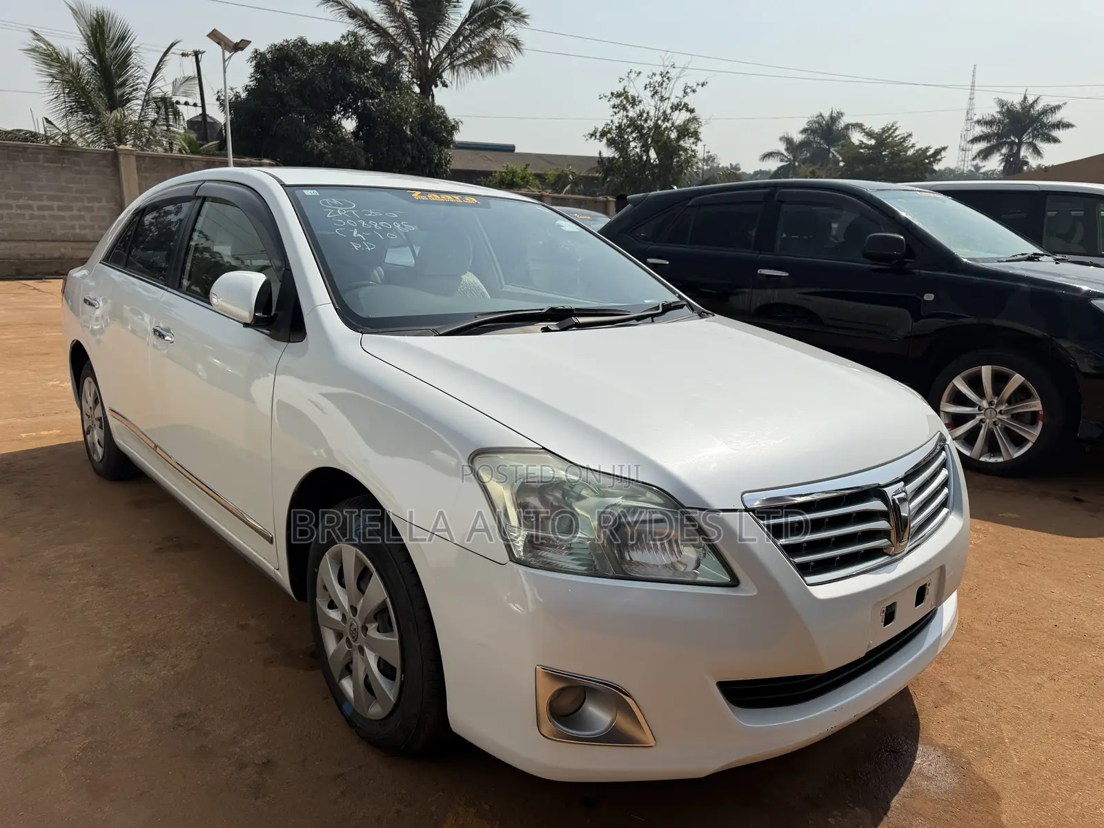 Toyota Premio 2013 White