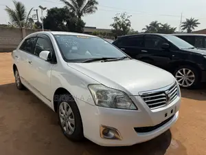 Toyota Premio 2013 White