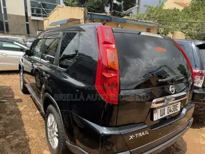 Nissan X-Trail 2010 Black
