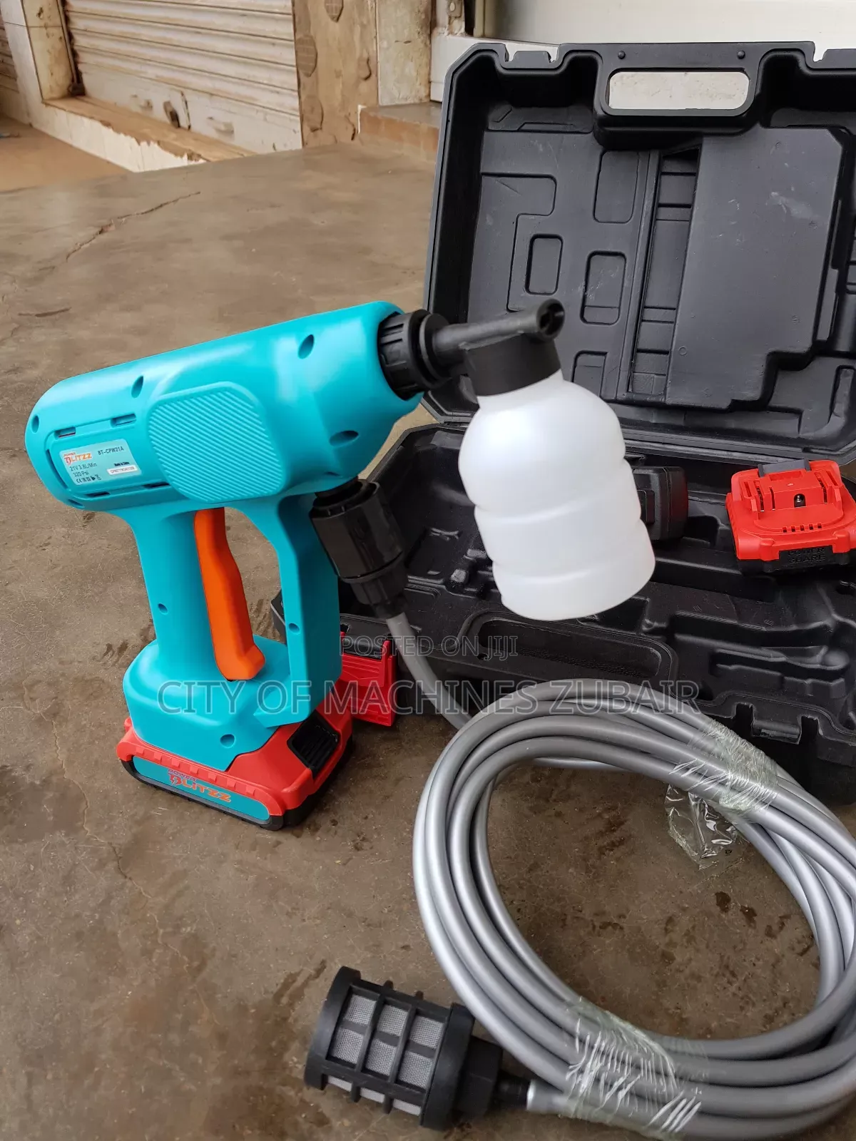 Cordless Pressure Washer