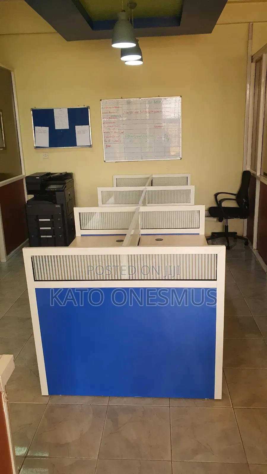 Six Seater Working Station