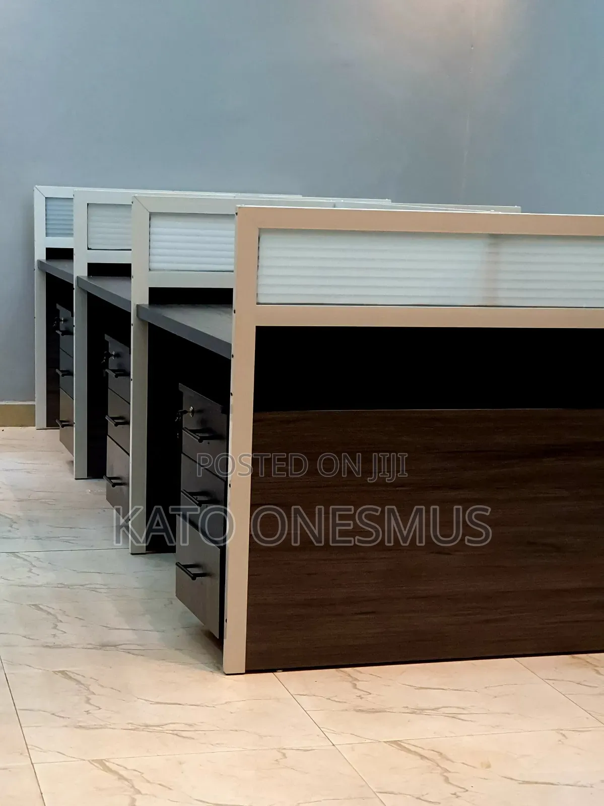 Six Seater Working Station