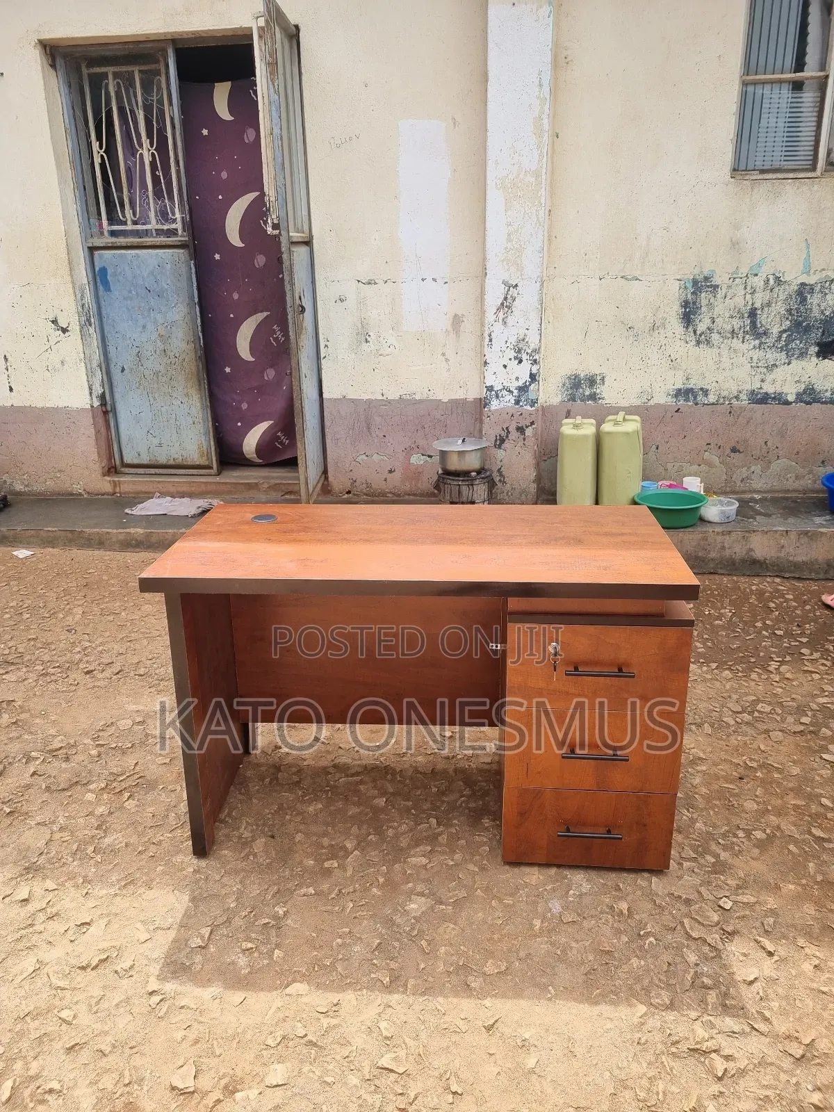 1.2 Metered Office Desks