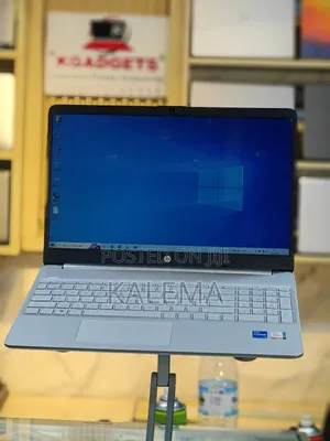 Laptop HP 15-Dy2075tg 8GB Intel Core I5 HDD+SSD 256GB