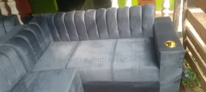 Seat of 3 People in Gray Colour