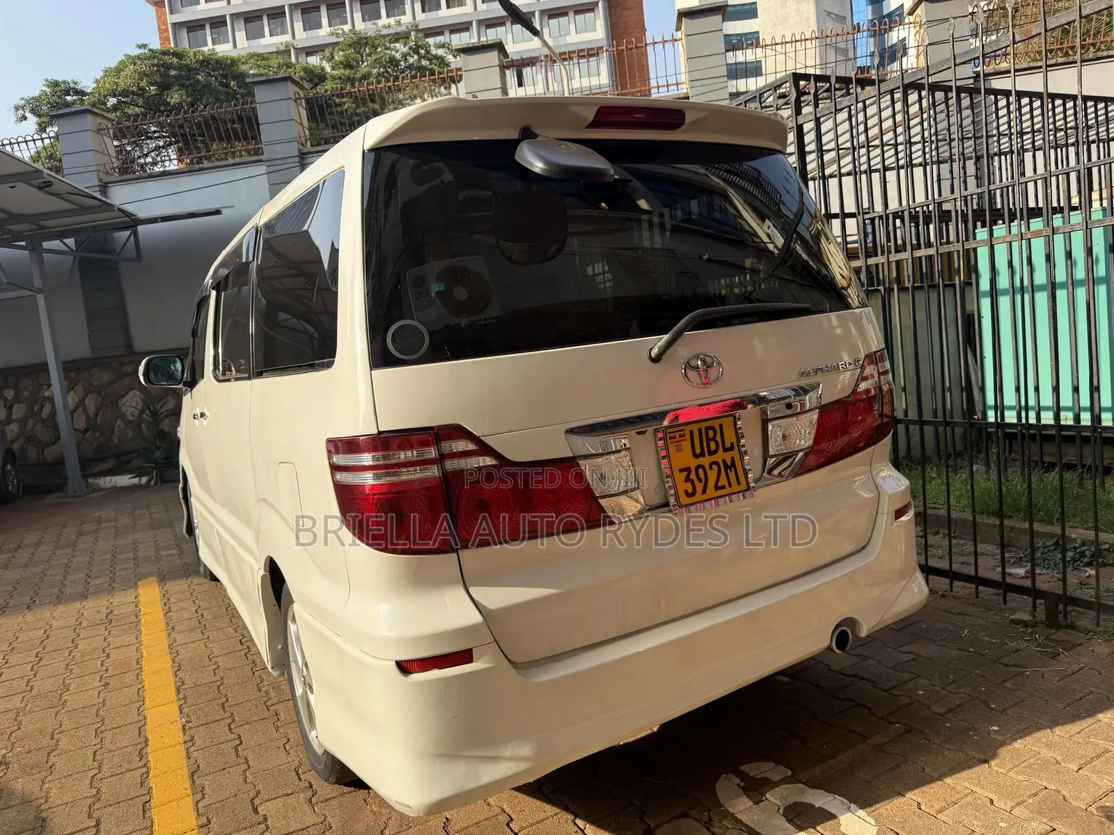 Toyota Alphard 2008 Silver