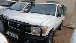 Toyota Land Cruiser 2008 White