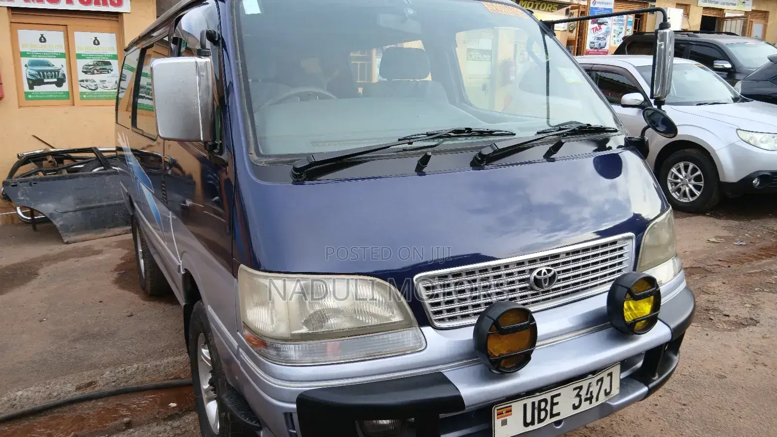 Toyota Grand HiAce 2001 Blue