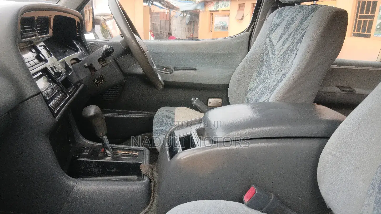 Toyota Grand HiAce 2001 Blue