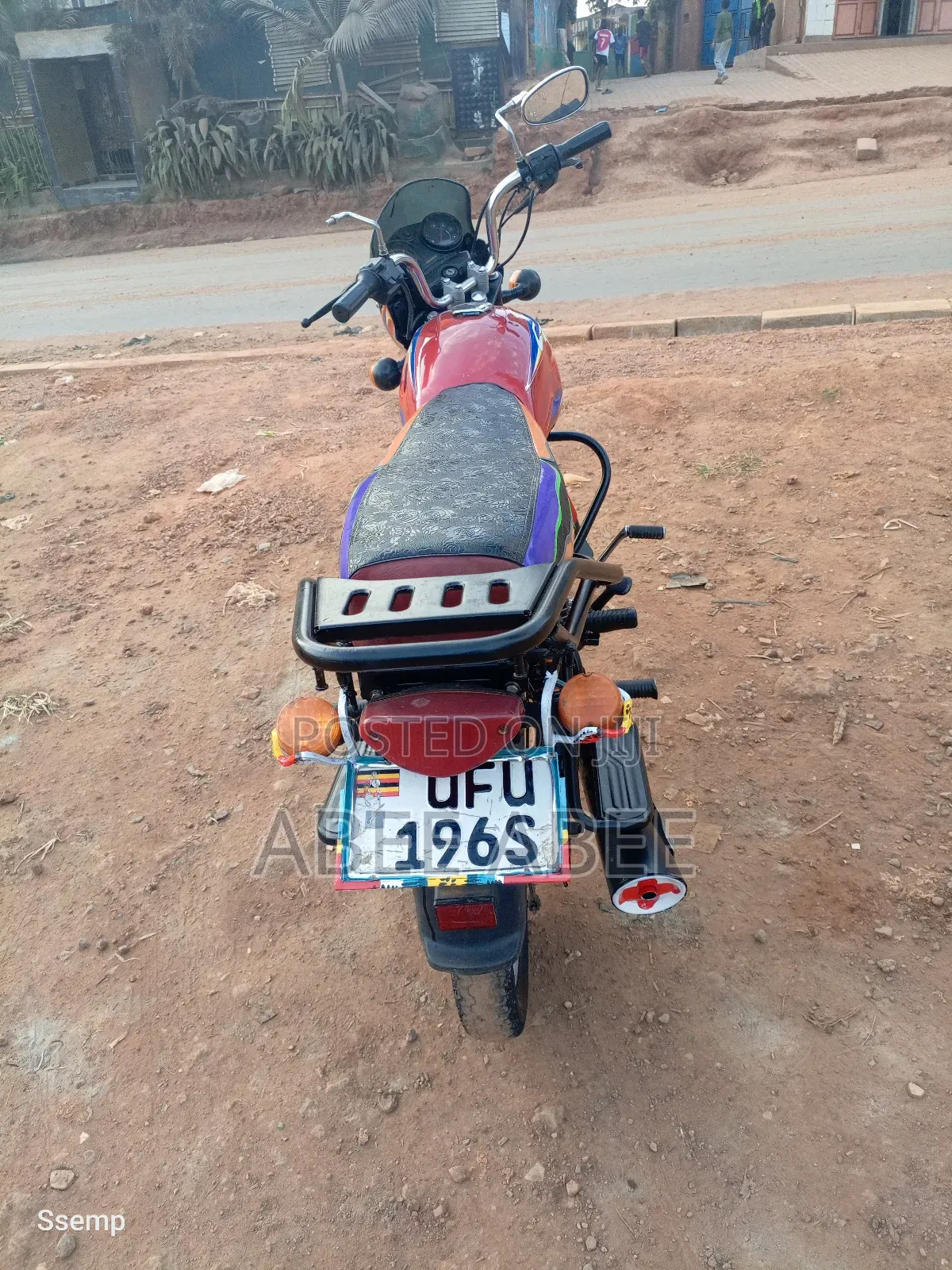 Bajaj Boxer 125 2024 Red