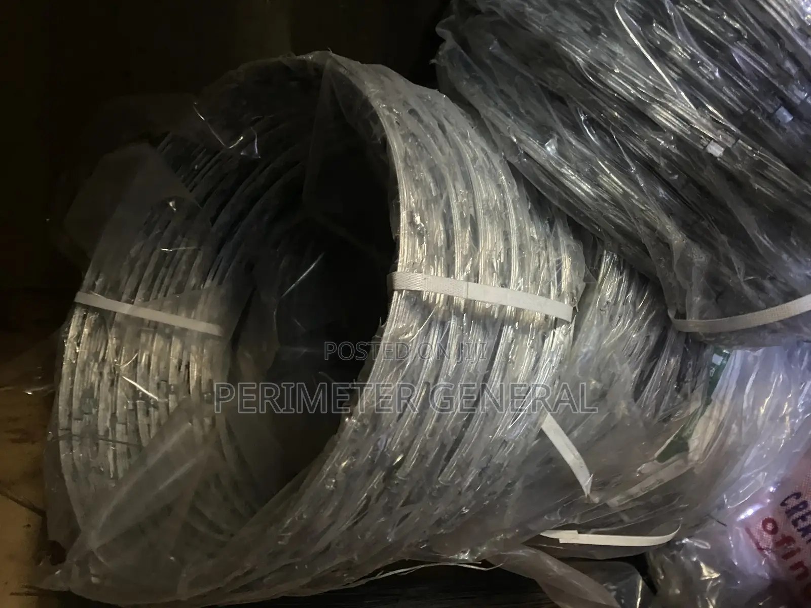 Razor Wire/ Sekanyolya