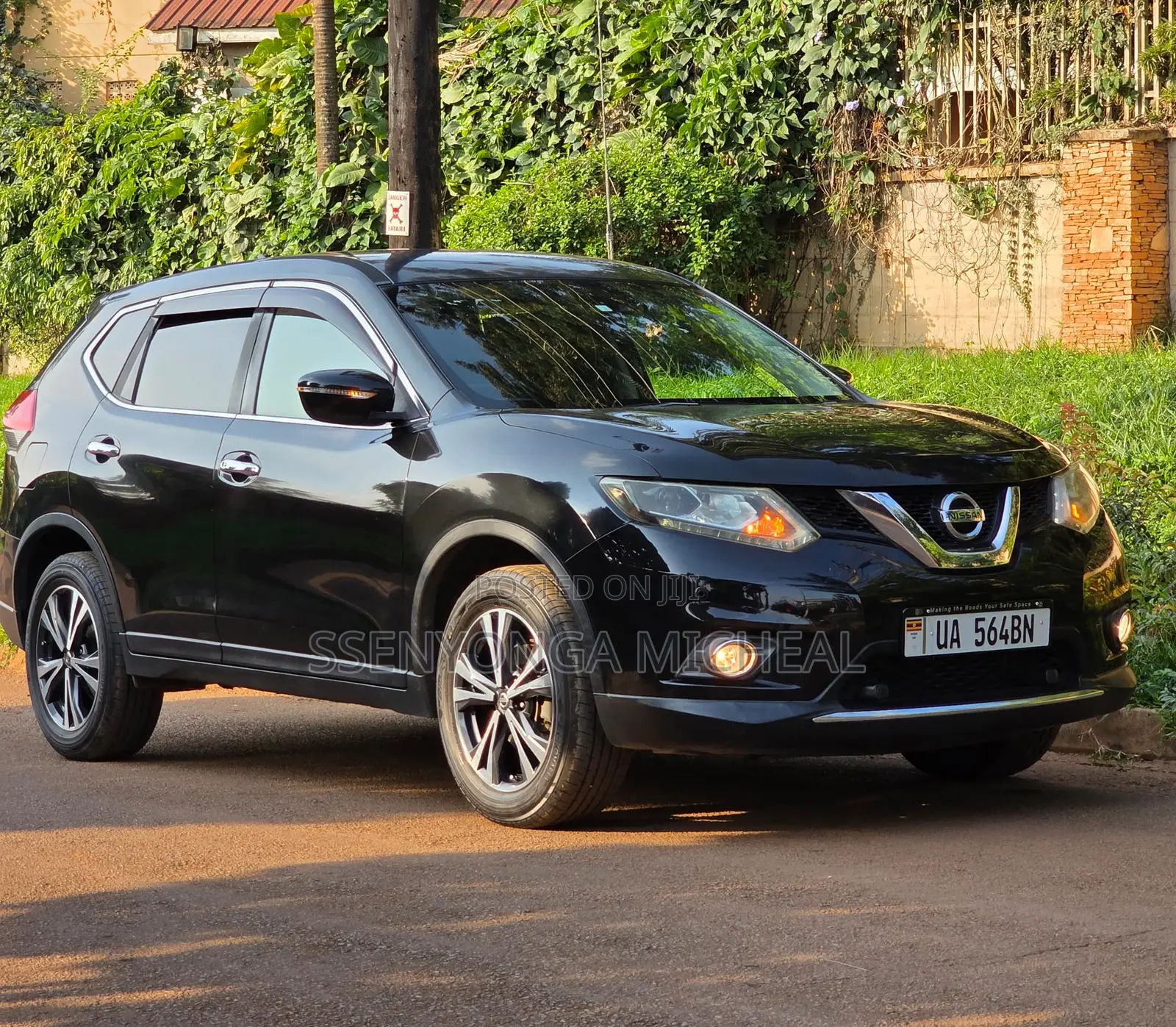 Nissan X-Trail 2016 Black