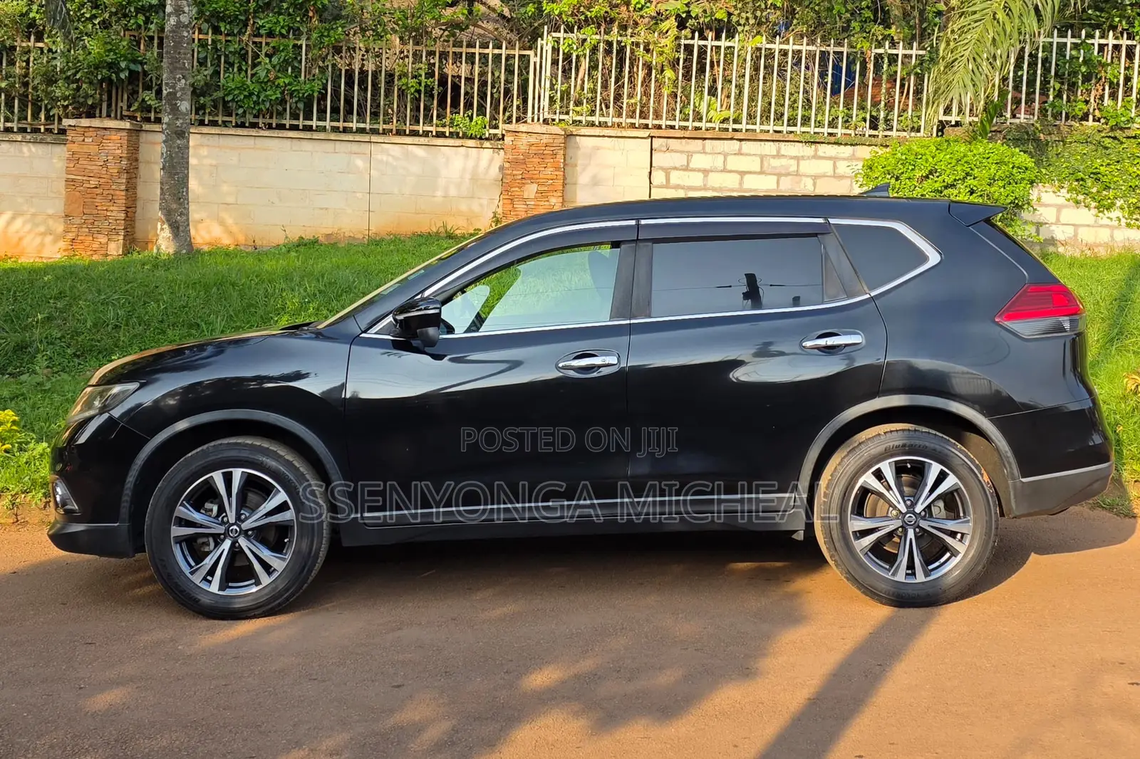 Nissan X-Trail 2016 Black