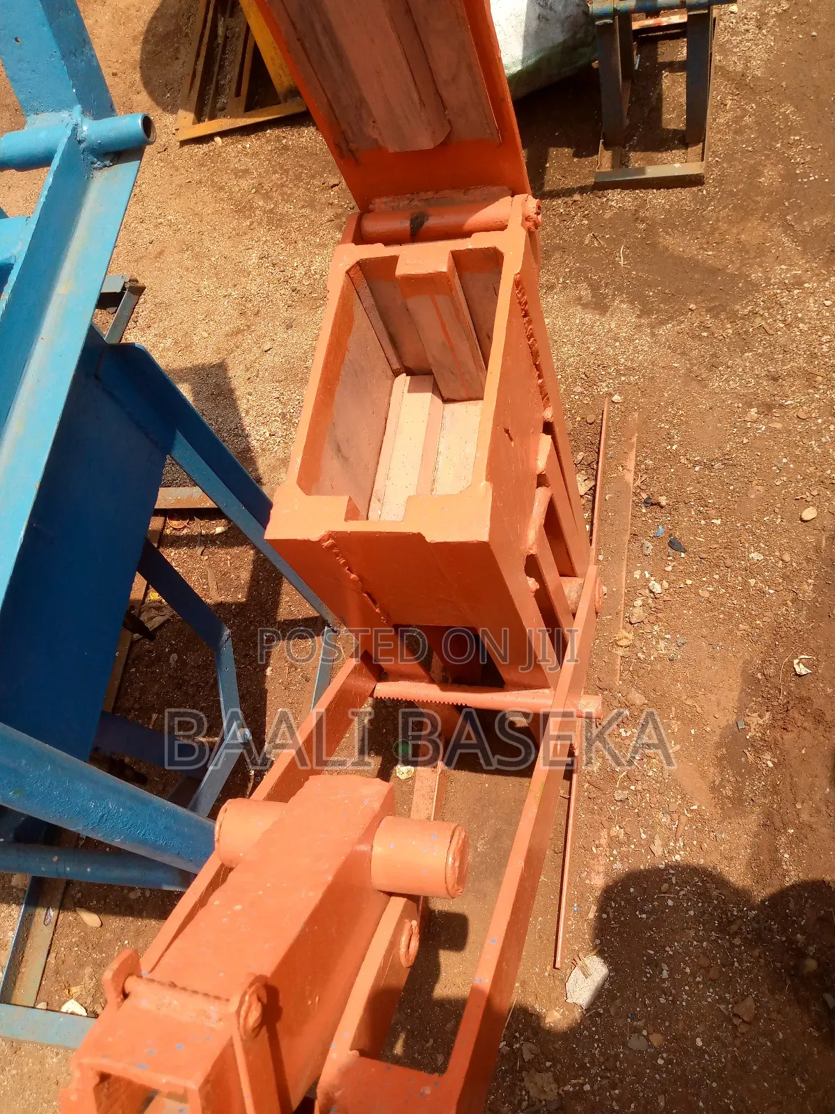 Certified Interlocking Block Machines/Accurate/6by11 Inches