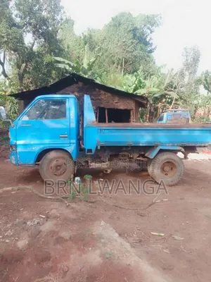 Isuzu Elf Tipper