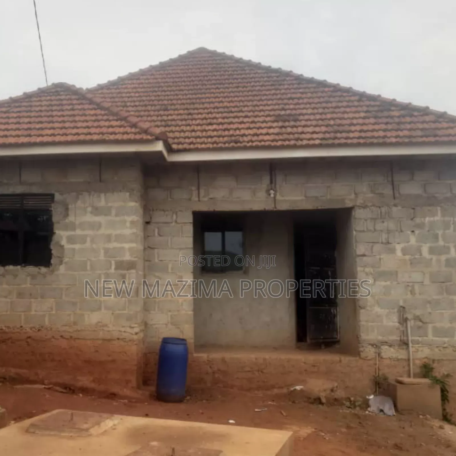 3bdrm Bungalow in Bweyogerere, Central Division for sale