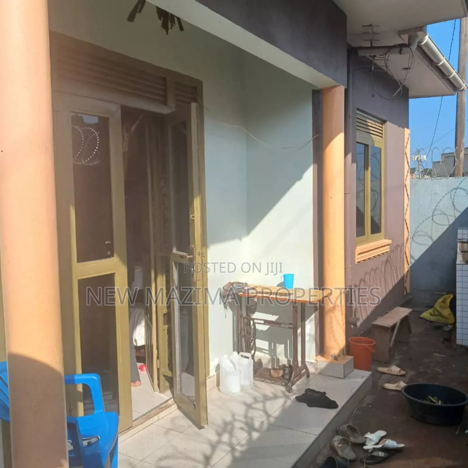 3bdrm House in Najjanankumbi, Central Division for sale