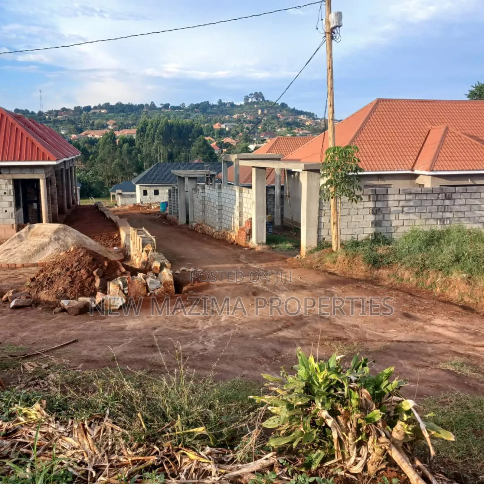 Very Classic Titled Plot on Quicksale in Heart of Bulenga Heights