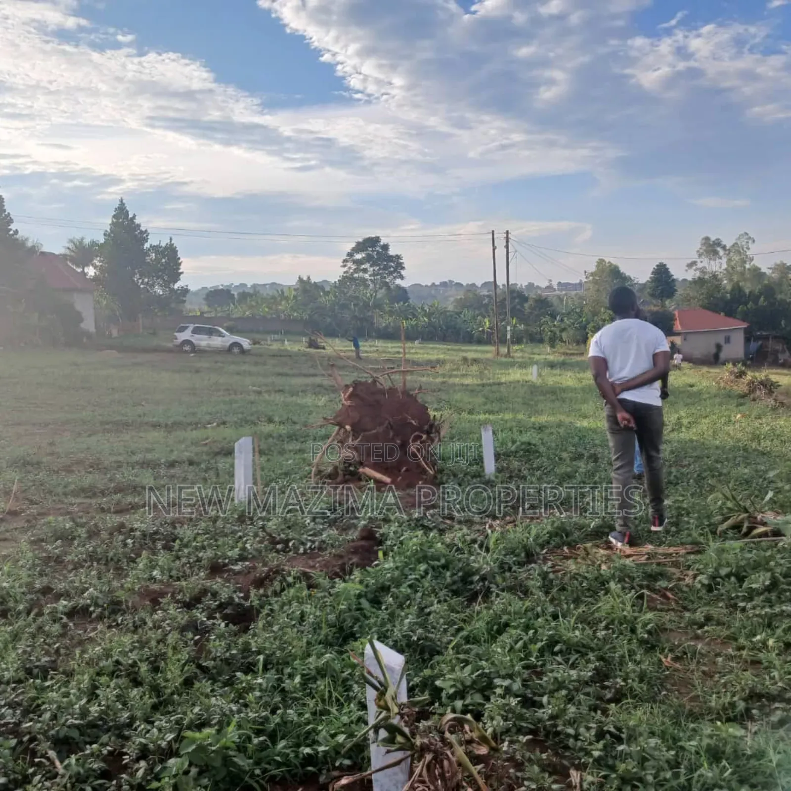 Very Classic Titled Plot on Quicksale in Heart of Bulenga Heights