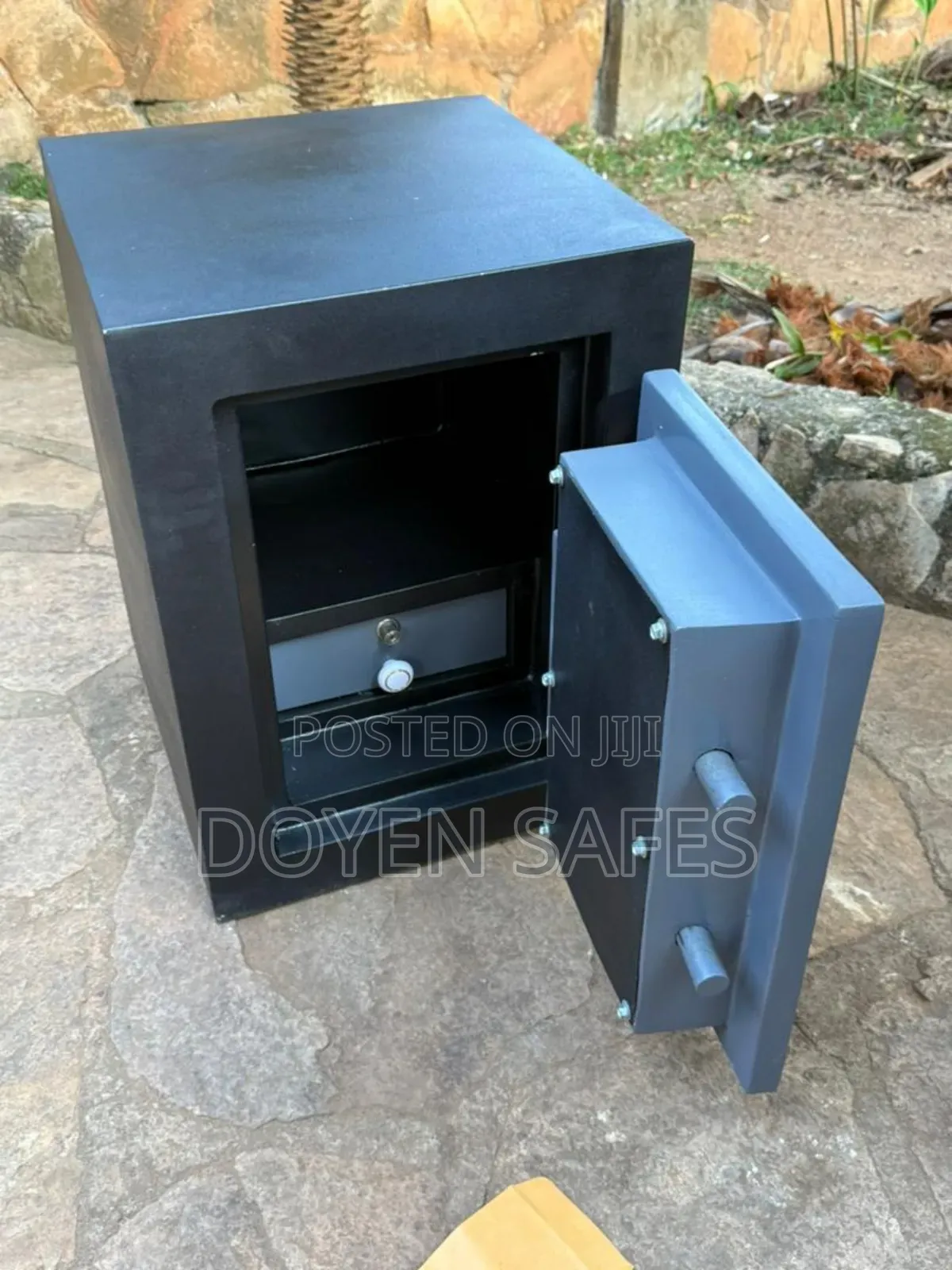 Data And Documents Storage Safe