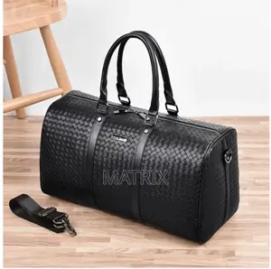Fashion Men Black Leather New Travel Bag Overnight Duffle Handbag