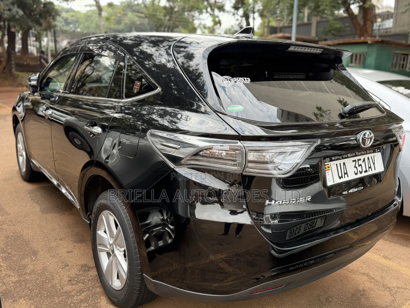 Toyota Harrier 2015