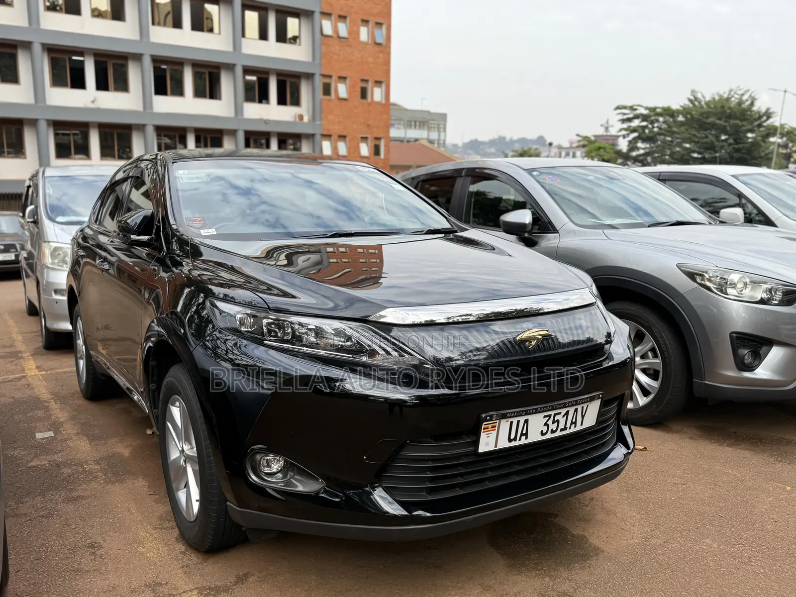 Toyota Harrier 2015