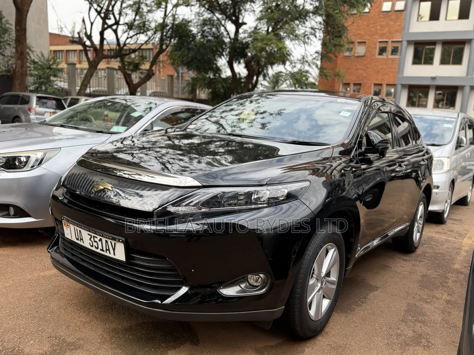 Toyota Harrier 2015