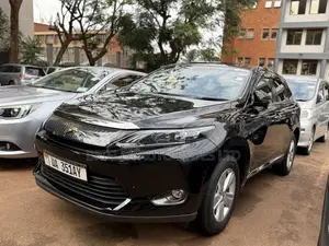 Toyota Harrier 2015