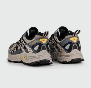 Original Men’S Mizuno Racer Trail Beige Grey Sneakers