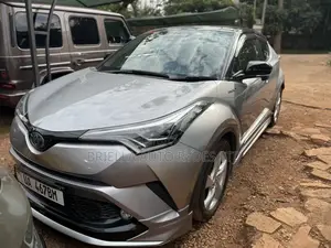 Toyota C-HR 2017 Silver