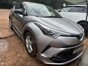 Toyota C-HR 2017 Silver