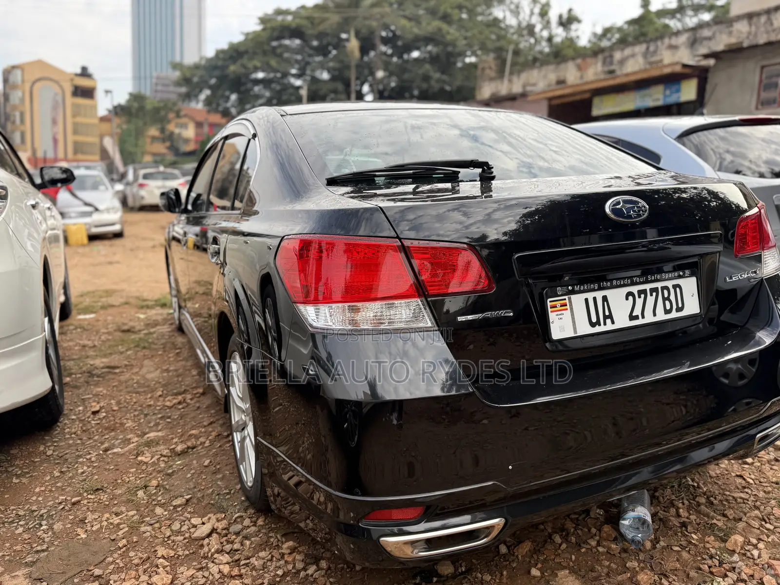 Subaru Legacy 2011 Black
