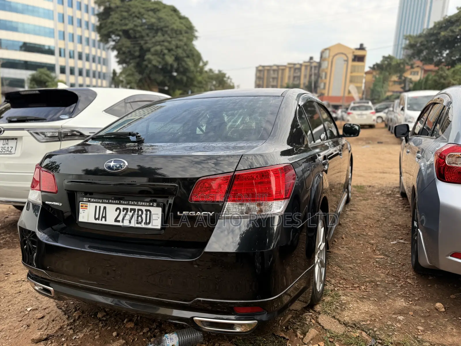 Subaru Legacy 2011 Black
