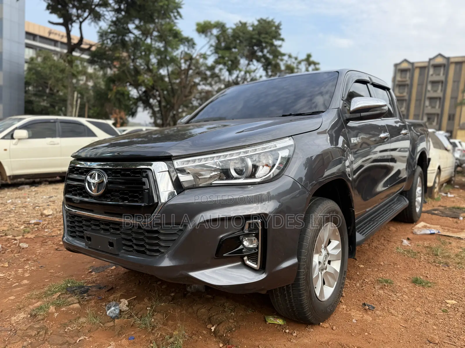 Toyota Hilux 2017 Gray