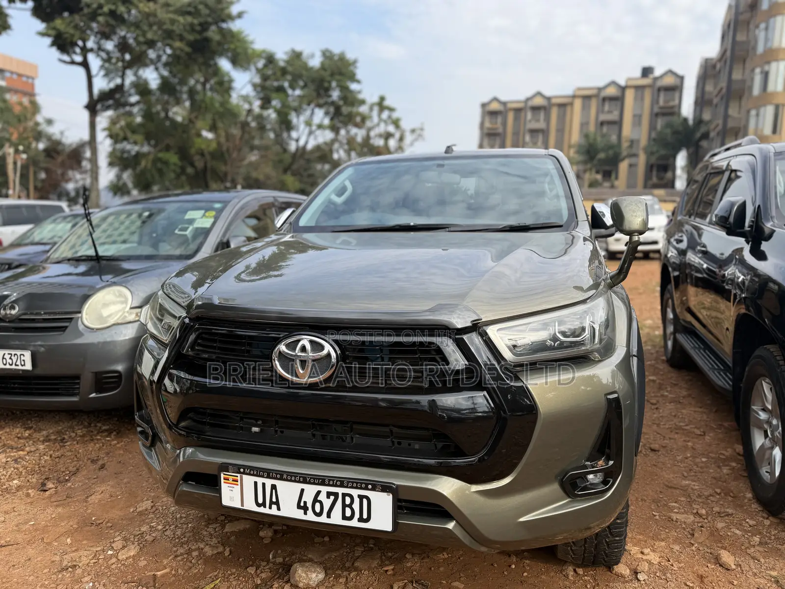 Toyota Hilux 2017 Gray