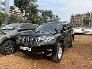 Toyota Land Cruiser Prado 2017 Black