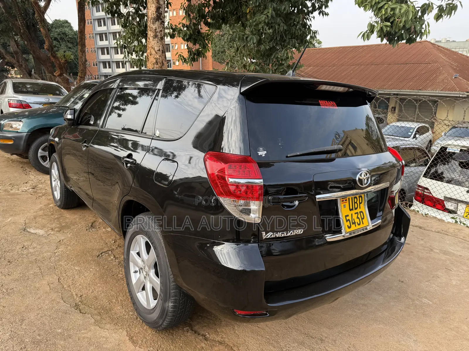 Toyota Vanguard 2011 Black