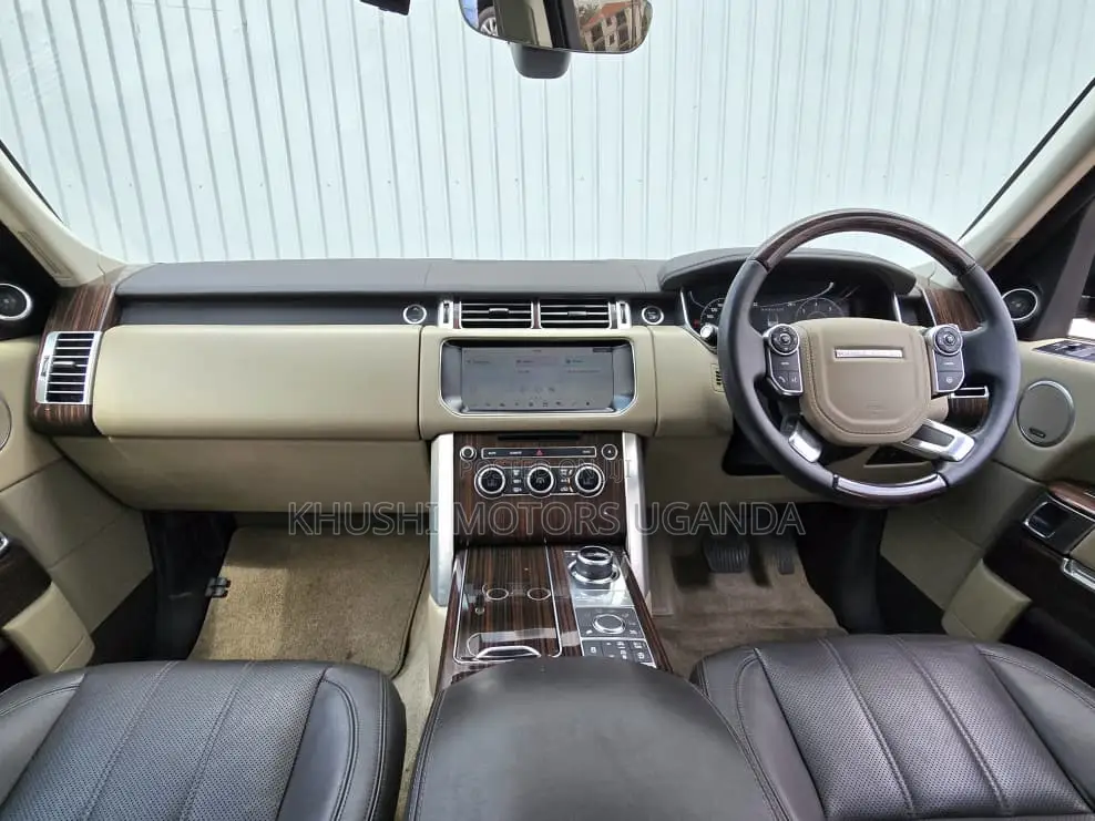 Land Rover Range Rover Vogue 2017 Black