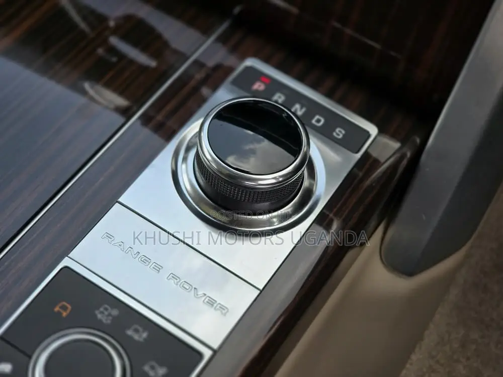 Land Rover Range Rover Vogue 2017 Black