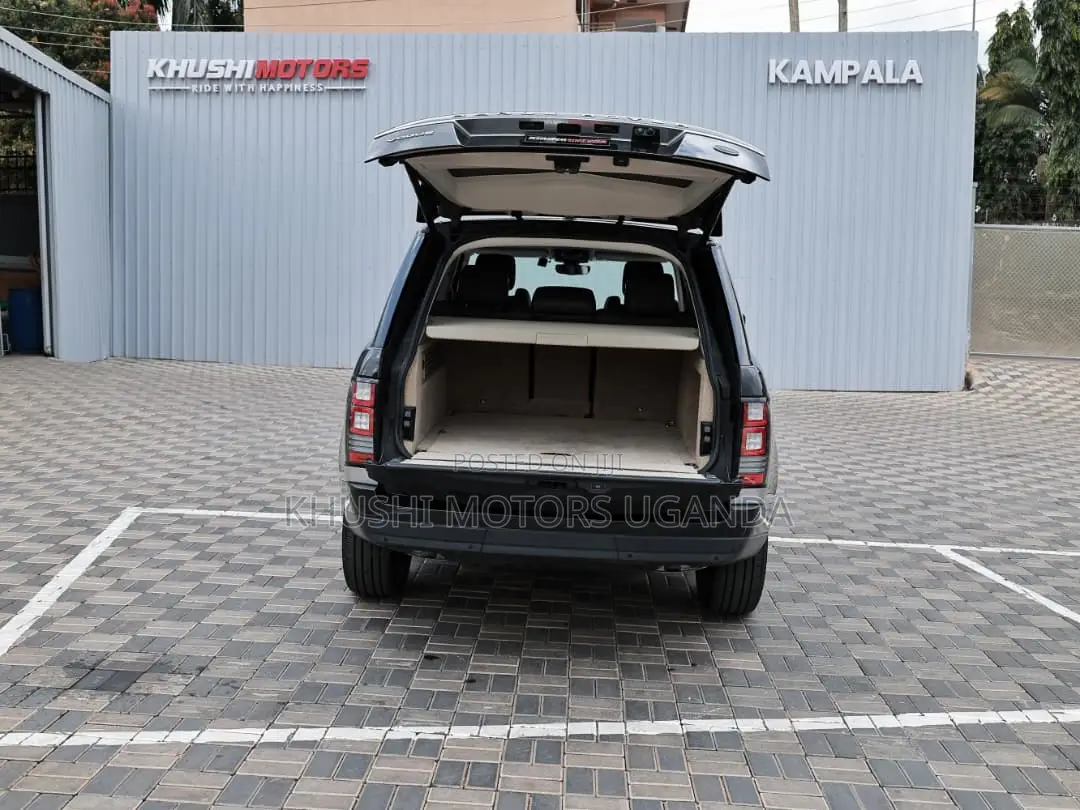 Land Rover Range Rover Vogue 2017 Black