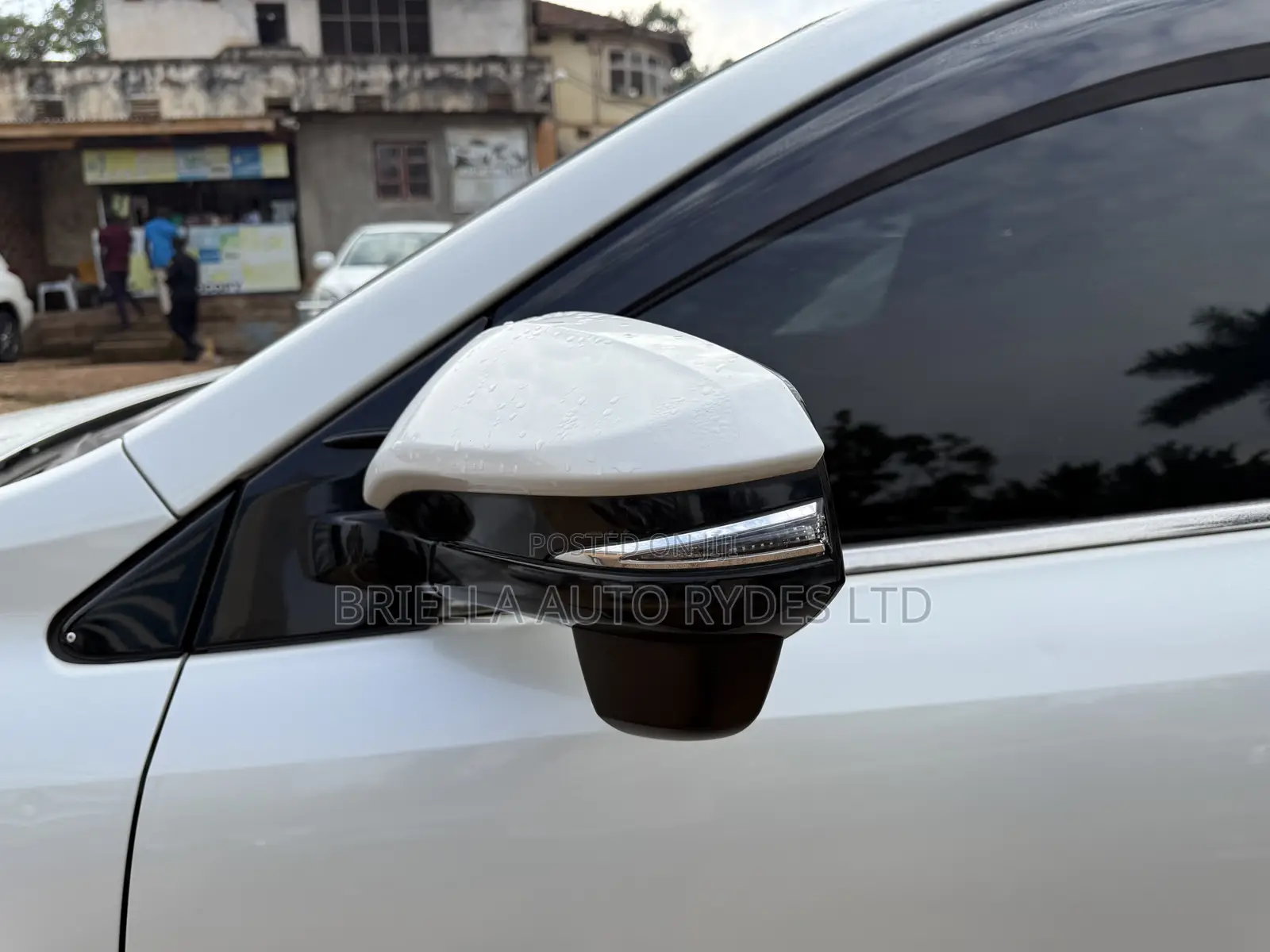 Toyota Harrier 2016