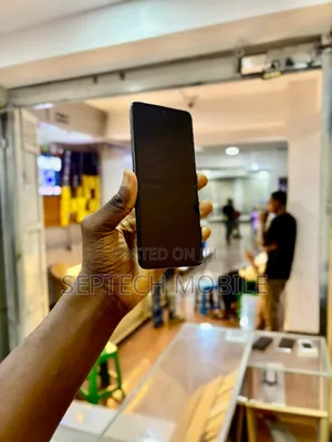 New Samsung Galaxy Z Flip 3 128 GB Black