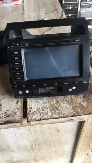 Radio for Lc200 2010 ( Used Japan)