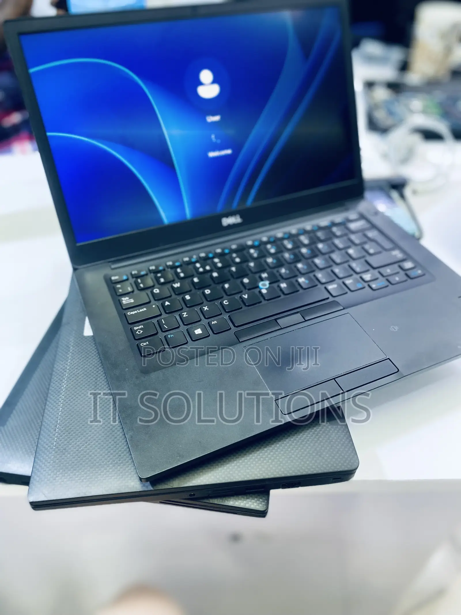 Laptop Dell Latitude 7490 8GB Intel Core I5 SSHD (Hybrid) 256GB
