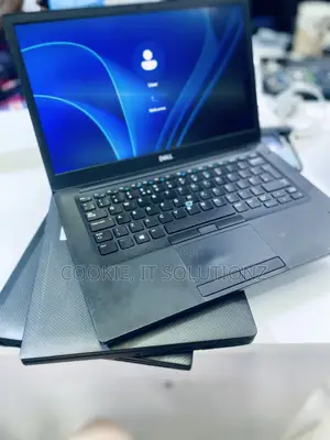 Laptop Dell Latitude 7490 8GB Intel Core I5 SSHD (Hybrid) 256GB