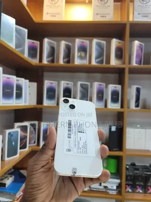 New Apple iPhone 13 128 GB White