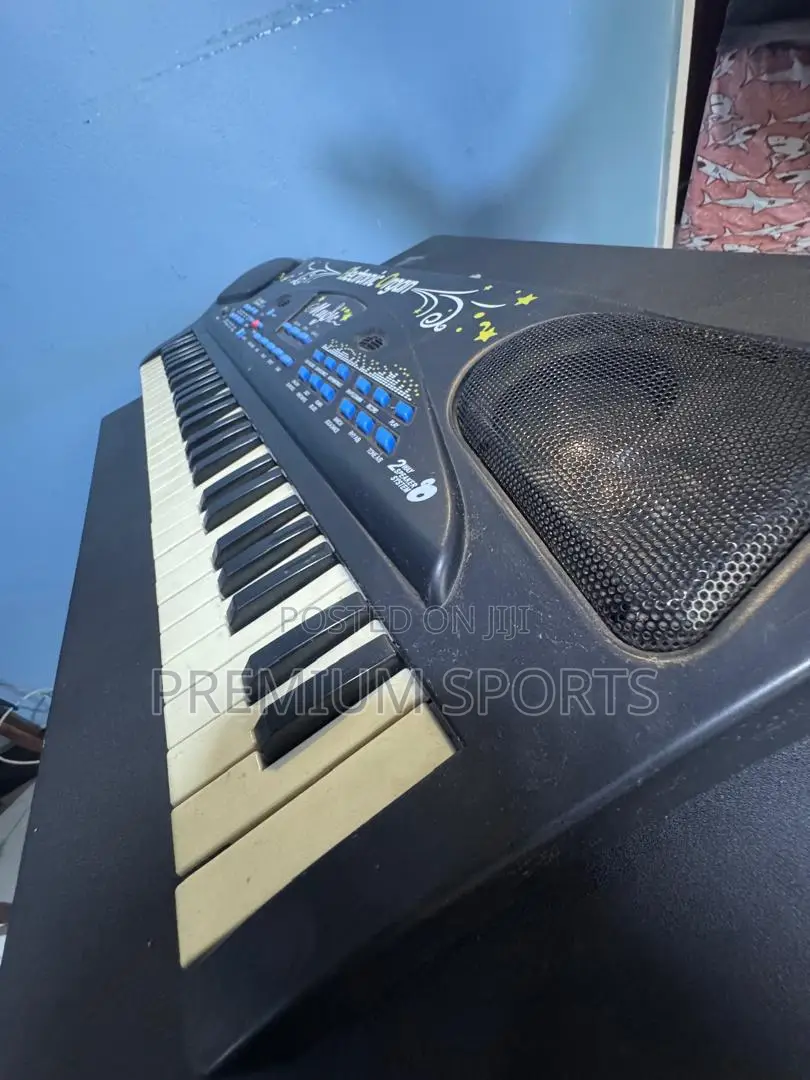 Electronic Piano