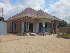 Furnished 4bdrm House in Kira for sale