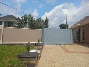 Furnished 4bdrm House in Kira for sale